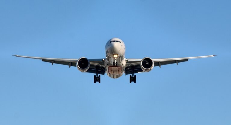 Free Stopover Flights in 2026: Turn Your Layover Into a Free City Trip