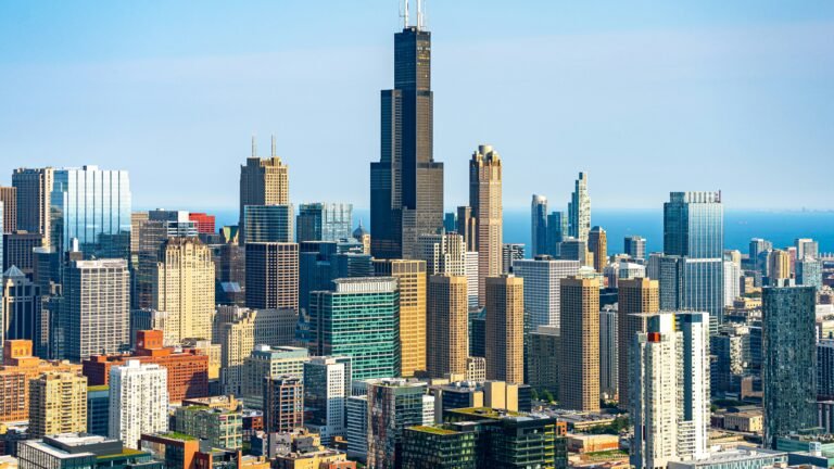 Willis Tower Skydeck vs 360 Chicago: Which Observation Deck Is Worth It?