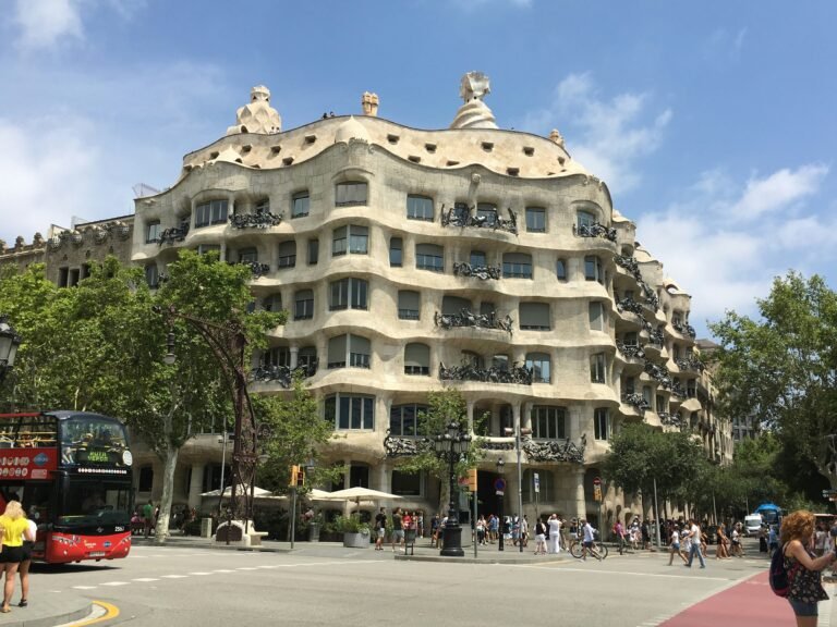 Casa Milà vs Casa Batlló: Which Gaudí House to Visit?